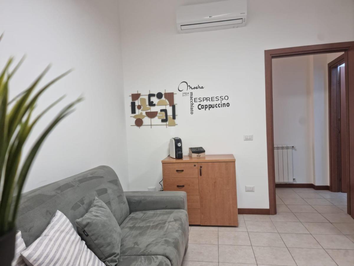 Appartement Laura Four à Messine Extérieur photo