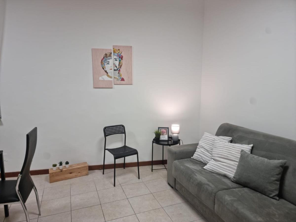 Appartement Laura Four à Messine Extérieur photo