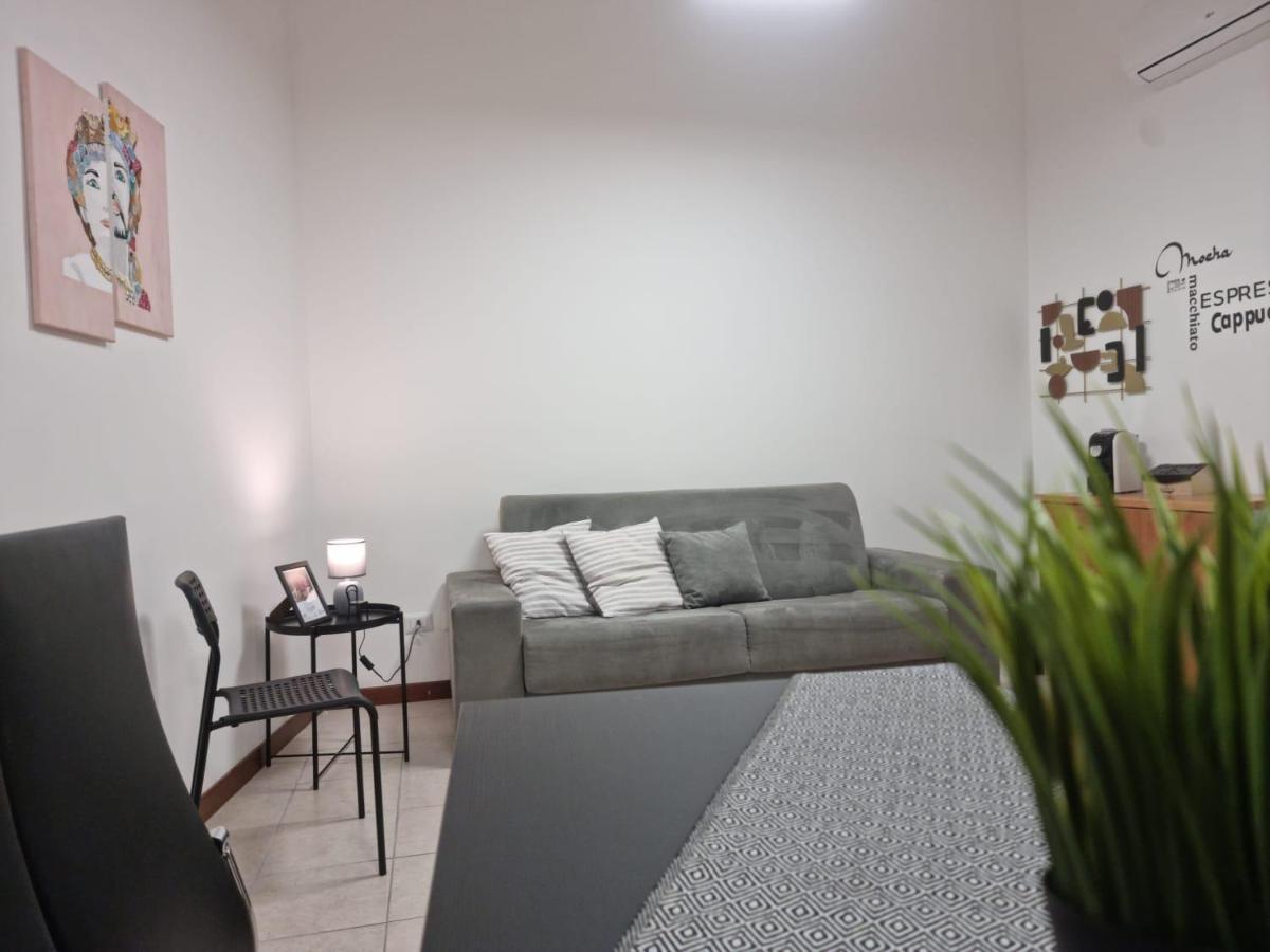 Appartement Laura Four à Messine Extérieur photo