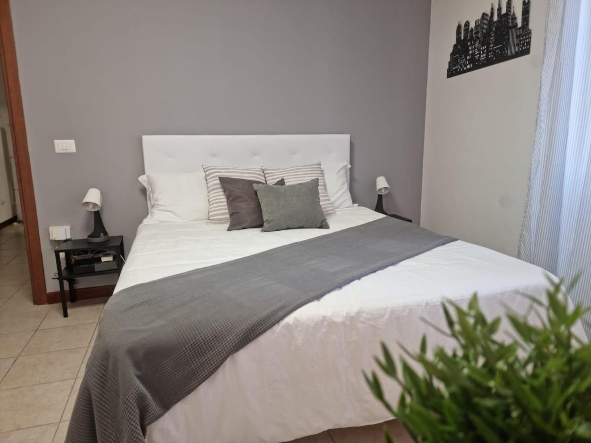 Appartement Laura Four à Messine Extérieur photo